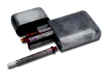 Doctor's hypodermic syringe kit, circa 1900